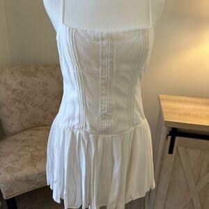 Elegant White Mini Dress